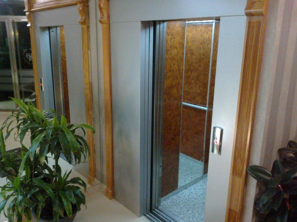 Hotel Anabel Baza Esterno foto